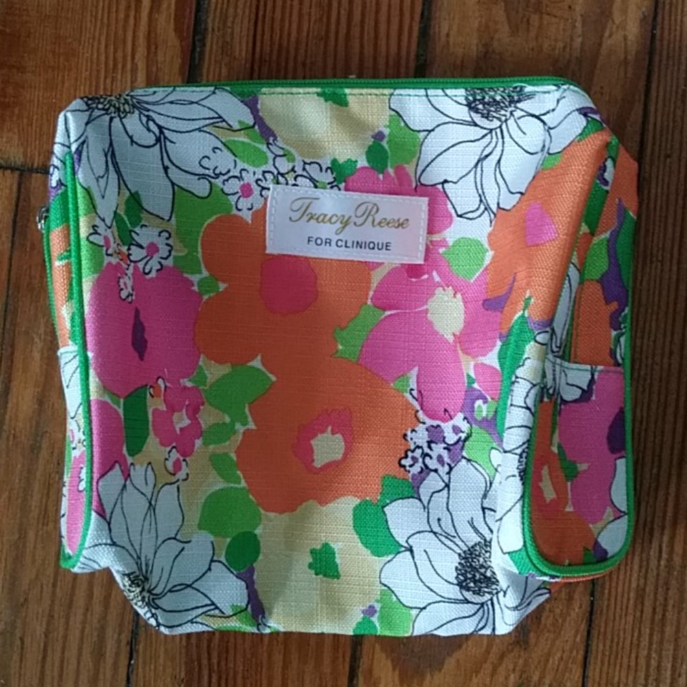 Makeup bag